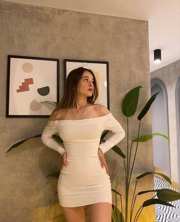 69→Sex Service In Saket Delhi ⟪ 97111⌁00155⟫ Call Girls In Delhi