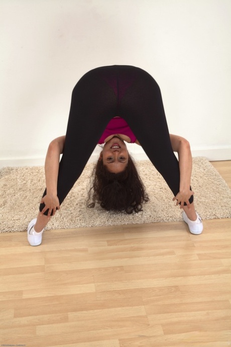 Kochi Escorts Service | Female Escorts in Kochi – 24/7