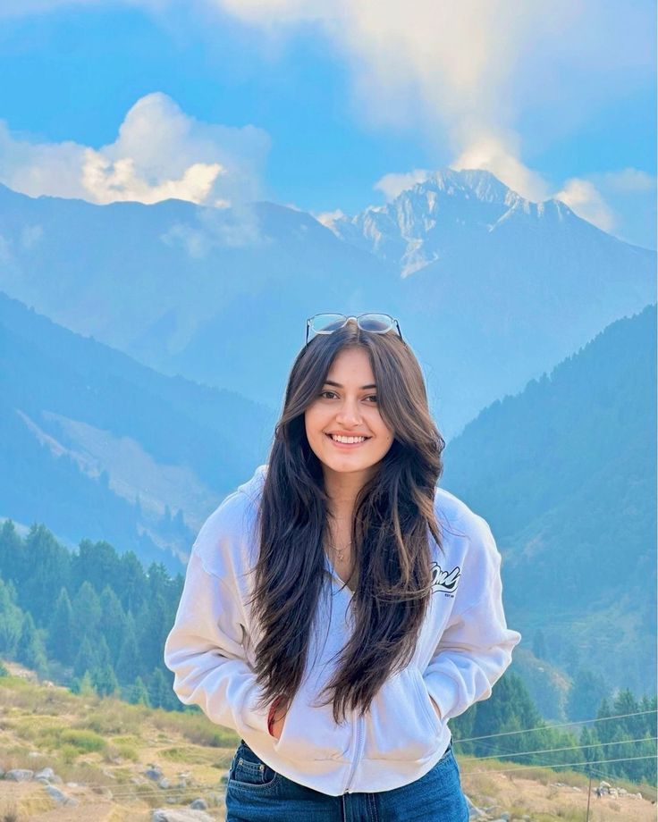 Verified CALL US=9891000685 DELHI CALL GIRLS IN MUNIRKA pinklips