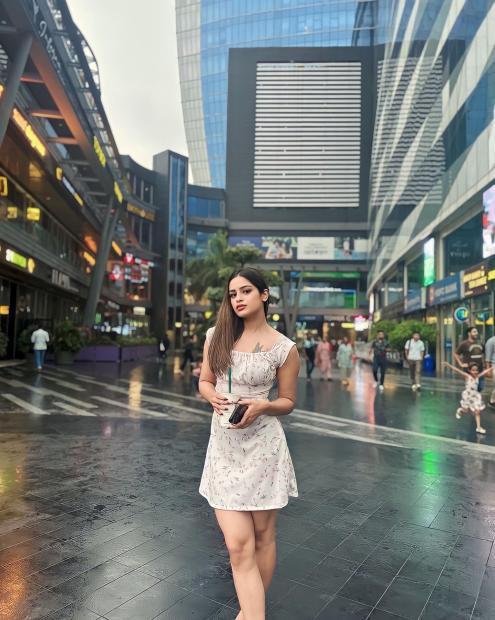 Call Girls In Noida Sector 13 call || 8826821441, Escort Service Noida N.c.r