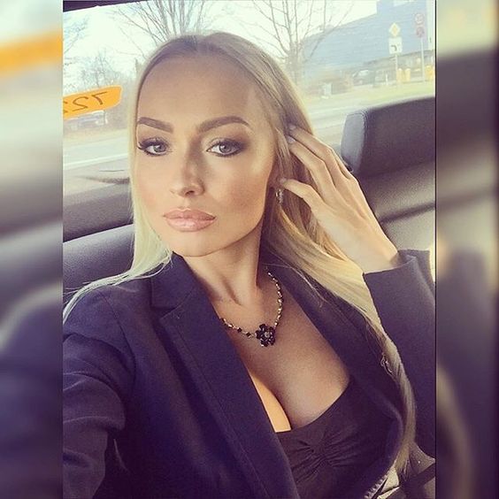 9582232329 Book Hot Independent Escorts Near Radisson Blu Plaza Hotel