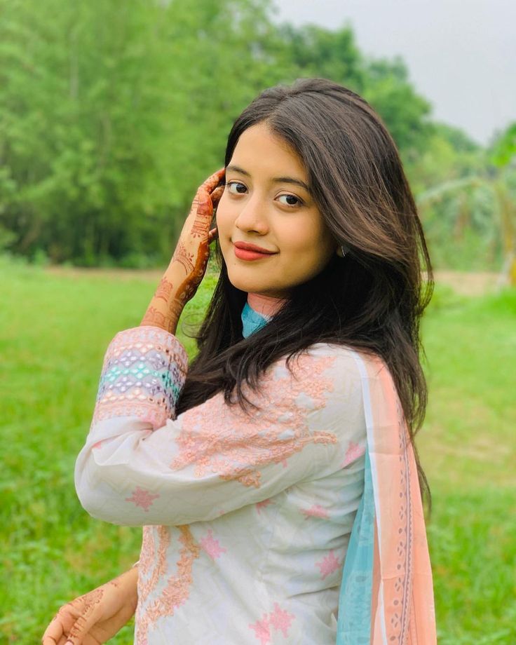 Call Us ⇆ 9643900018 ⇆ Call Girls In Shalimar Bagh