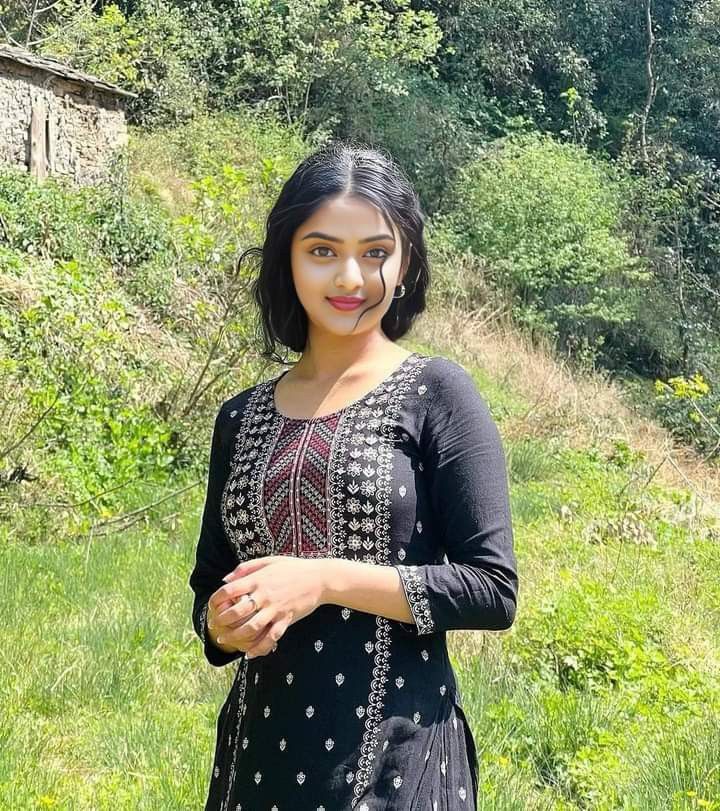 ((9953331503)) Call Girls In (Delhi) G T B Enclave Escort Service Gangu…