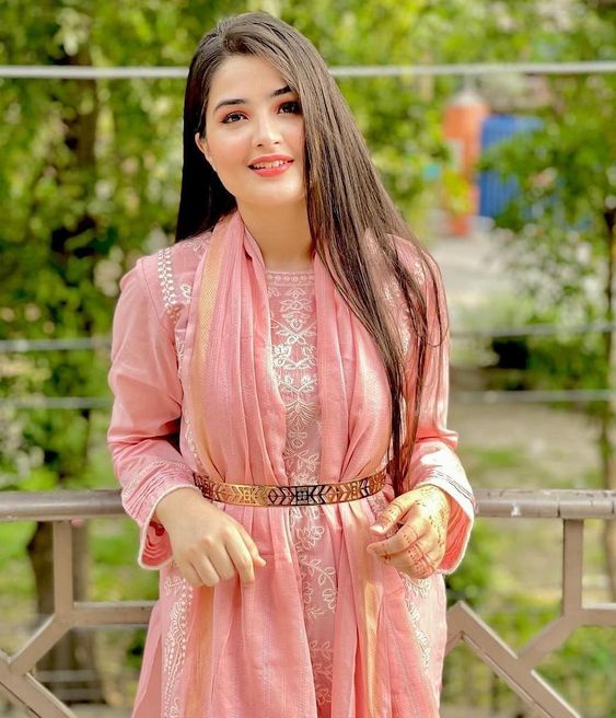 Call Us ⇆ 9643900018 ⇆ Call Girls In Dwarka Sector 21 (Delhi)