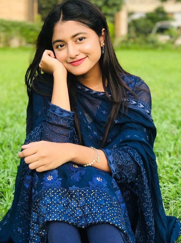 Call Us ⇆ 9643900018 ⇆ Call Girls In Kalkaji