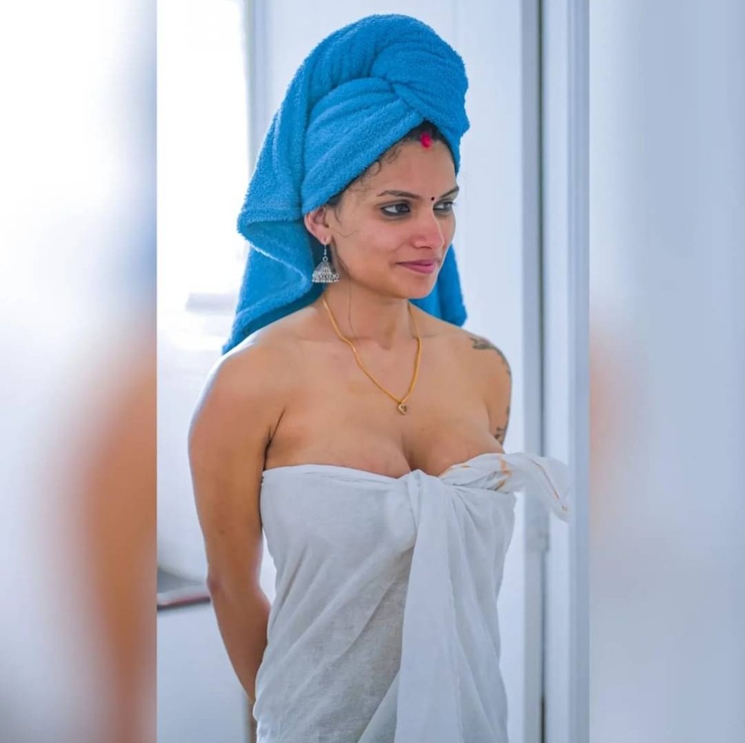 Call Girls in Malviya Nagar +919711881147 Short 2000 Night 8000