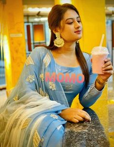 82af174dedb5a575251ac3d8d07b88cc-1