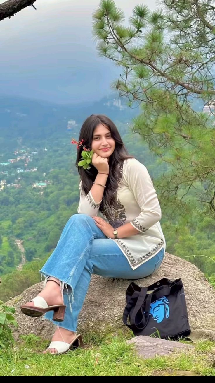 Call Us ⇆ 9643900018 ⇆ Call Girls In Chirag Delhi