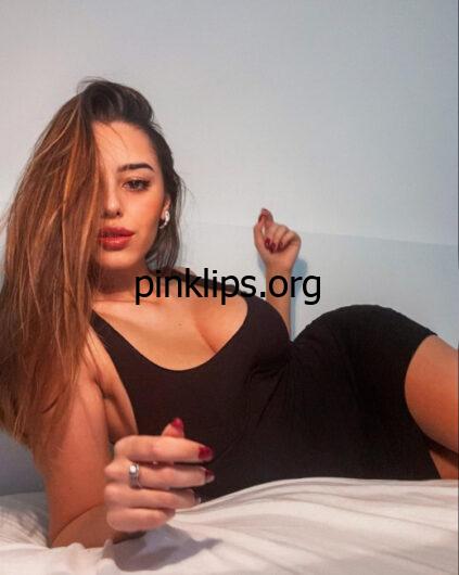Get YounG_Call Girls In Saket Delhi 8448079011 Escort Service In Delhi Ncr