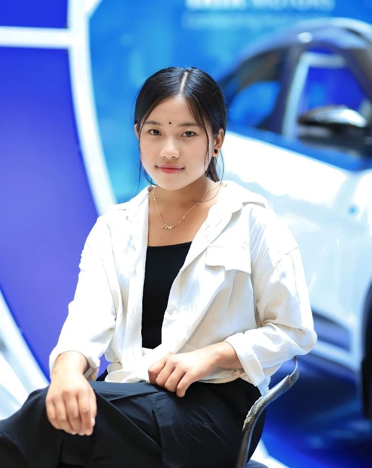 Call Girls in Neeti Bagh ☎97110⌁14705☎ {Delhi} At Your Doorstep