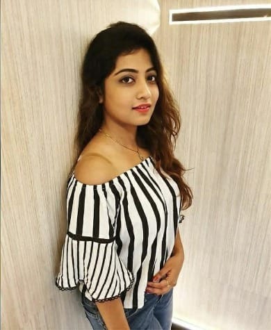 High Class→Call Girl In Lemon Tree Hotel Kaushambi 9990552040 ☏✓✓Escorts Service