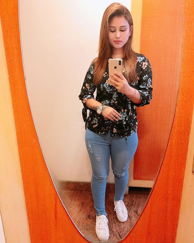 9711106444 Rajiv Chowk,, Call Girls Service @ ₹. 1500– Per Shot Delhi NCR