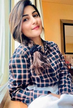 Russian√ Call Girls In Paharganj, 9990411176 Escort√ ServiCe In Delhi Ncr