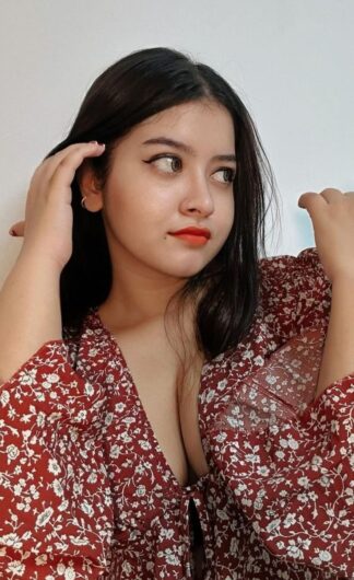Call Us ⇆ 9643900018 ⇆ Call Girls In Moolchand (Delhi)