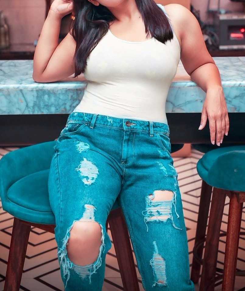 Call Girls in Arjan Garh 9310318173 Delhi Escorts Service