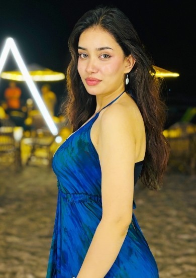 Best Service Young Call Girls In Lajpat Nagar 9711881147 Delhi Escort Service