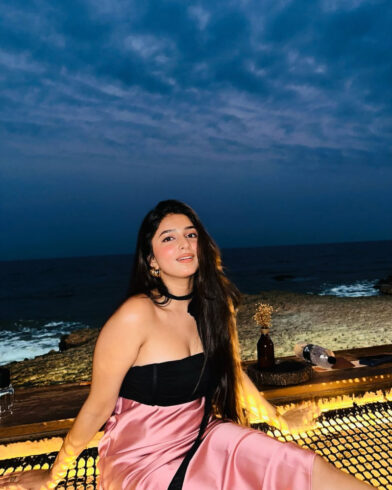 [{((Premium))}] Call Girls in mapusa Goa꧁ 9910359776꧂Delicious & Charming Escorts Service