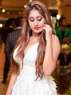 ꧅⧸Call Girls in Khan Market Delhi↫8447779280 ⚡︎ Women Seeking Men Khan Market Escort Service In Delhi ncr